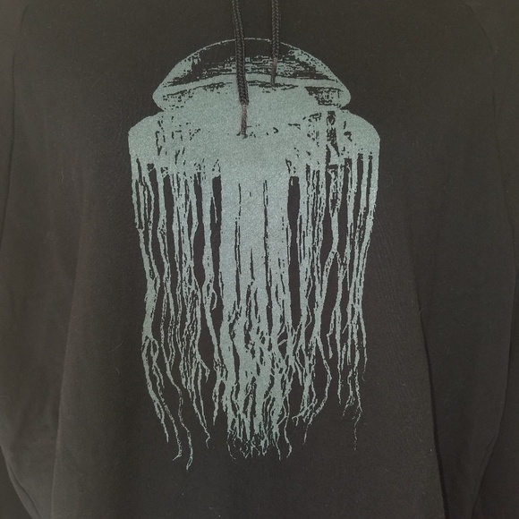 Glow in the dark jellyfish hoodie - Picture 2 of 5